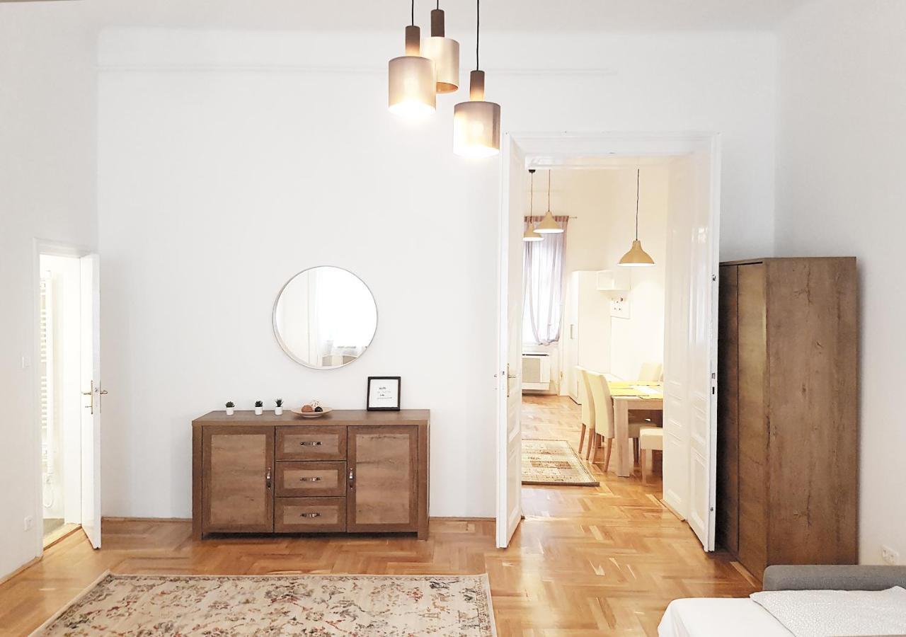 Luxury New Cozy Flat At Dob Street Nearby Gozsdu Court Apartment Budapest Ngoại thất bức ảnh