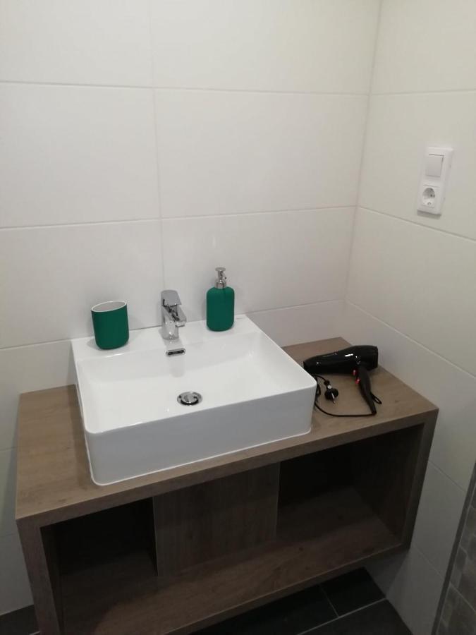 Luxury New Cozy Flat At Dob Street Nearby Gozsdu Court Apartment Budapest Ngoại thất bức ảnh