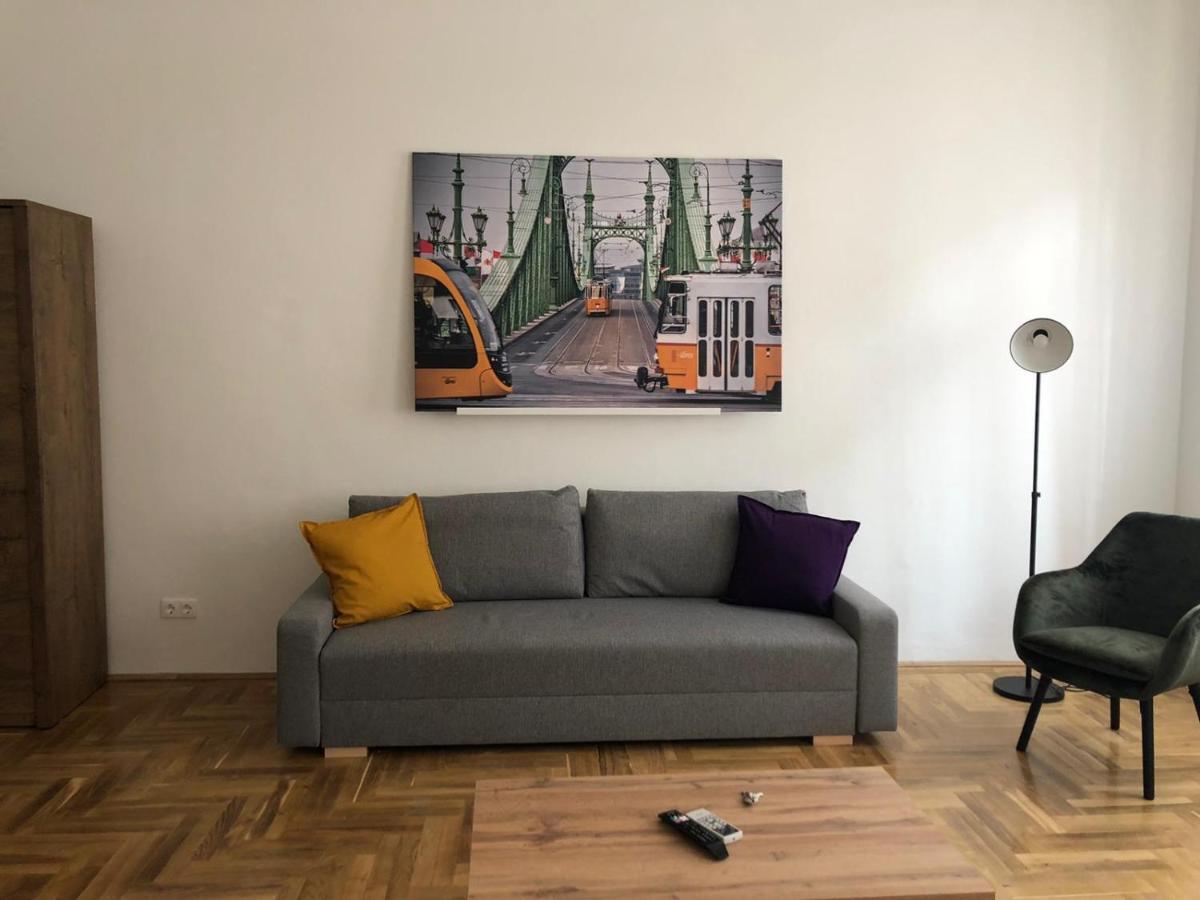 Luxury New Cozy Flat At Dob Street Nearby Gozsdu Court Apartment Budapest Ngoại thất bức ảnh